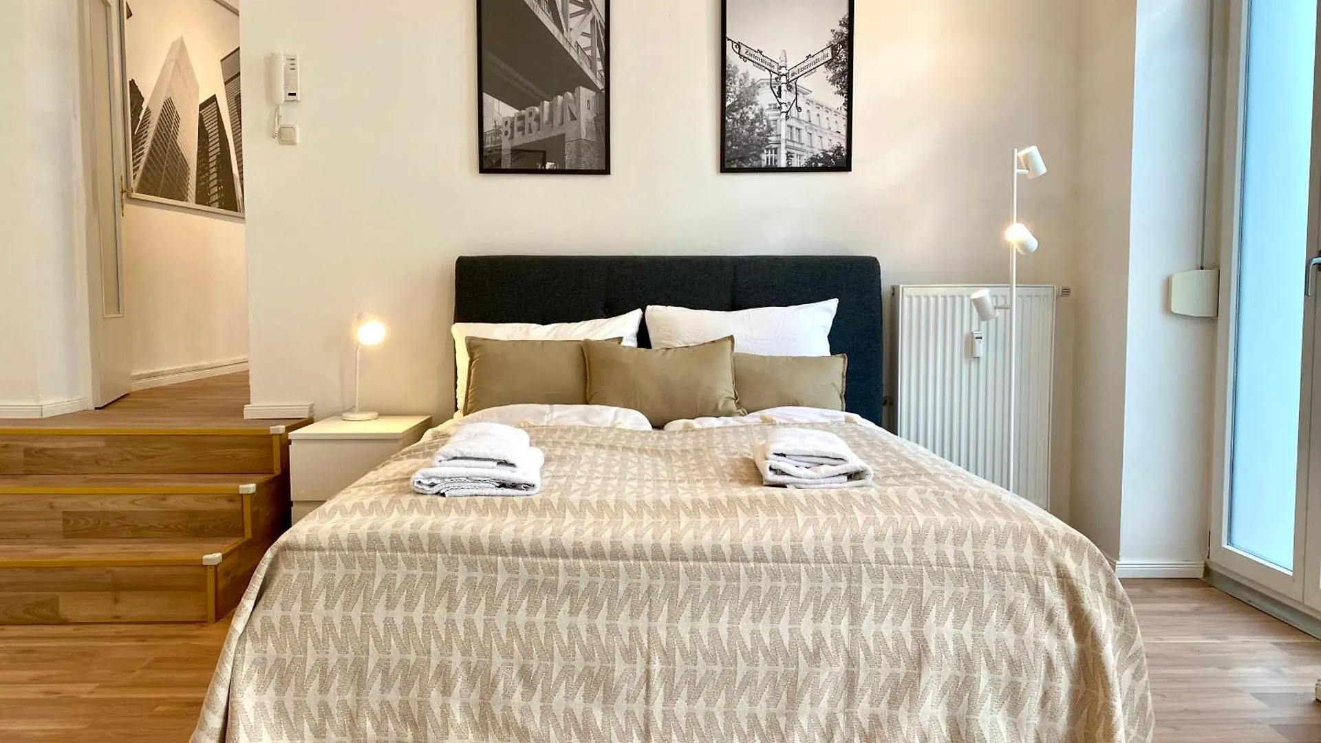 Homely Berlin - Spacious Flat Quiet, Friedrichstrasse, River