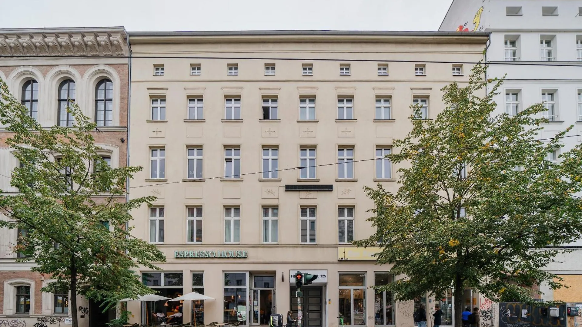 Homely Berlin - Spacious Flat Quiet, Friedrichstrasse, River Apartman